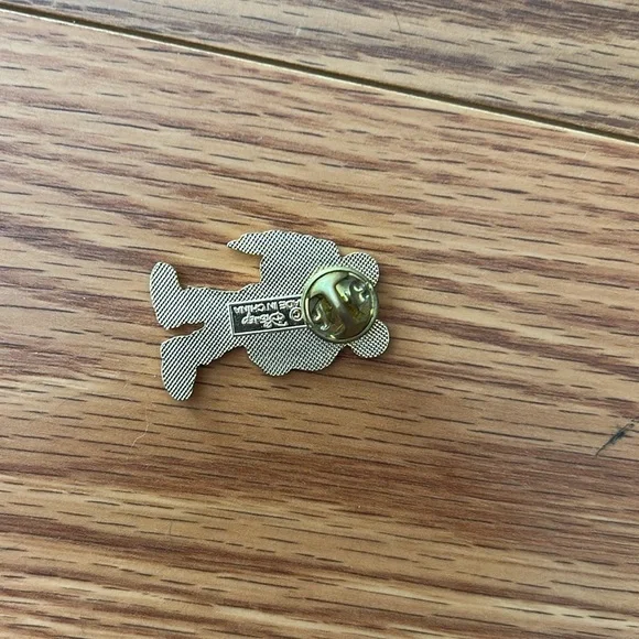 Disney Pin - Picture 2 of 2